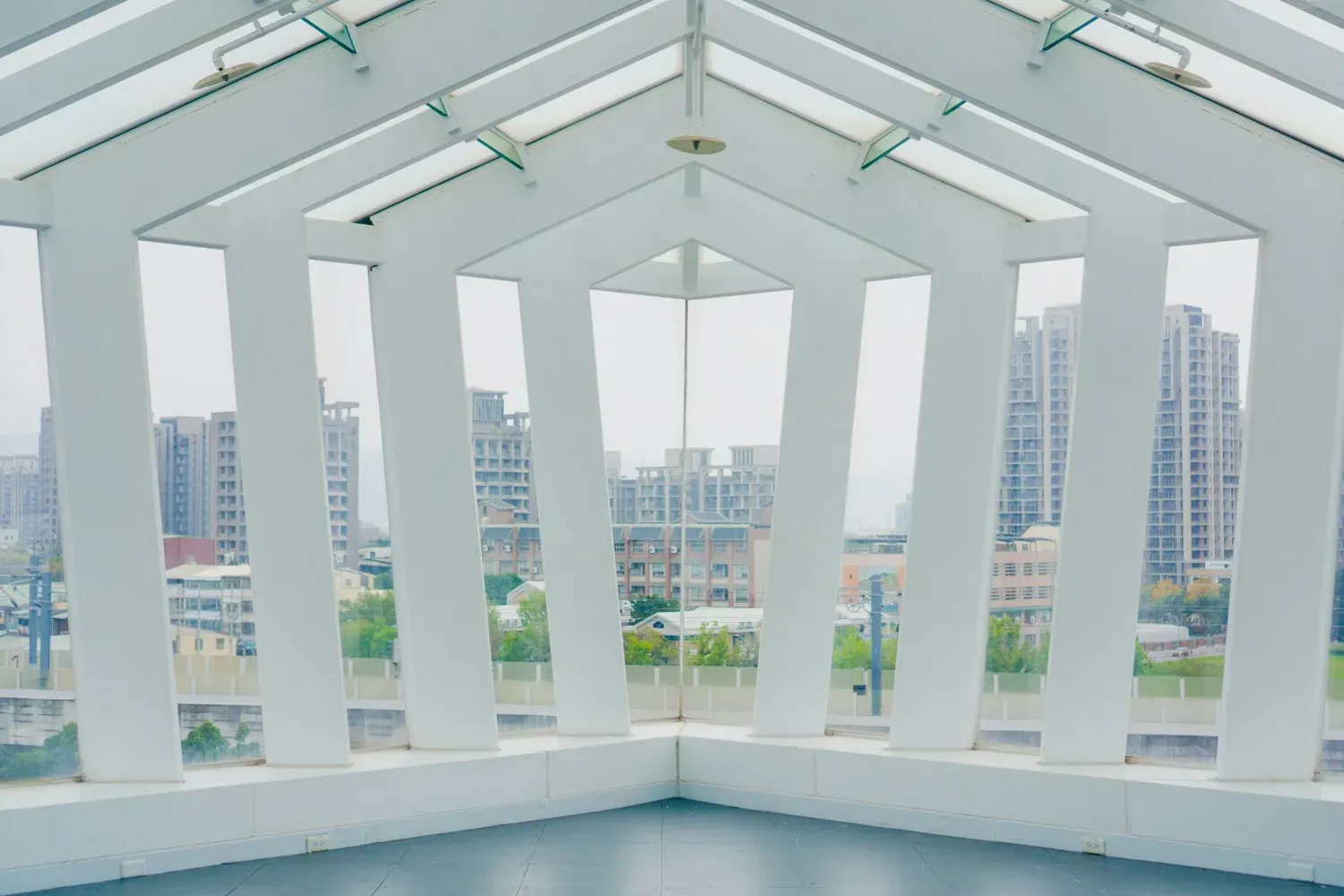 Rooftop wedding at Skyline Rooftop Hall, Jakarta, photo 5