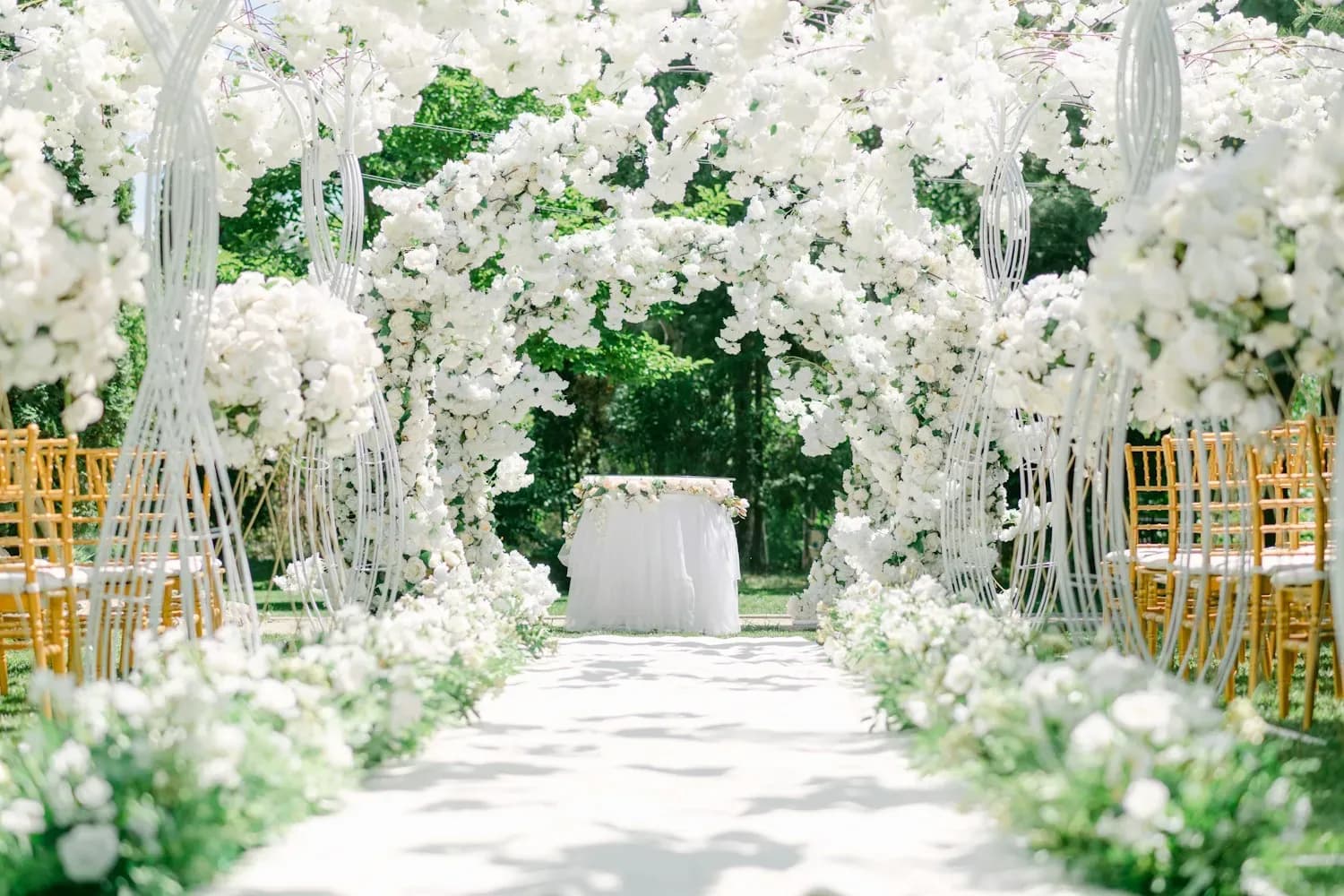 Garden wedding at Taman Kelapa Garden, Bandung, photo 2